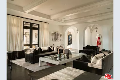 12705 Chalon Rd, Los Angeles, CA 90049 - Photo 11