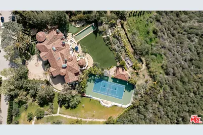 12705 Chalon Rd, Los Angeles, CA 90049 - Photo 45