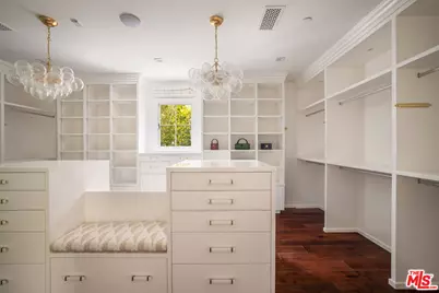 1445 Via Cresta, Pacific Palisades, CA 90272 - Photo 13