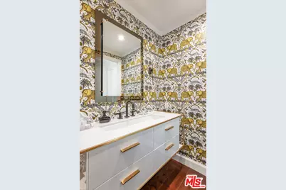 1445 Via Cresta, Pacific Palisades, CA 90272 - Photo 17