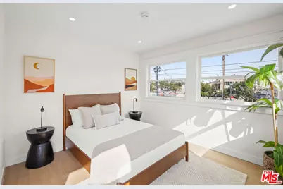 5711 Marmion Way, Los Angeles, CA 90042 - Photo 27