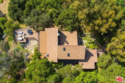 21338 Colina Dr, Topanga, CA 90290 - Photo 47
