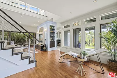 4650 Canoga Ave, Woodland Hills, CA 91364 - Photo 9