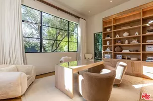 250 S Rockingham Ave, Los Angeles, CA 90049 - Photo 13