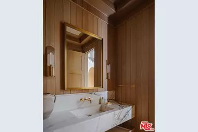 250 S Rockingham Ave, Los Angeles, CA 90049 - Photo 11