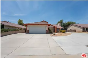 1518 E Ave J-12, Lancaster, CA 93535 - Photo 3