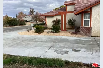 1518 E Avenue J12, Lancaster, CA 93535 - Photo 5