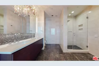 900 W Olympic Blvd #33B, Los Angeles, CA 90015 - Photo 33