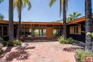 560 N Tigertail Rd, Los Angeles, CA 90049 - Photo 11