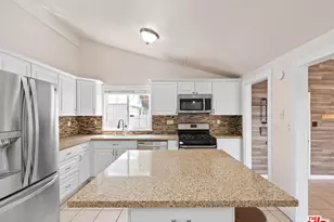 18717 Kimbrough St, Canyon Country, CA 91351 - Photo 9