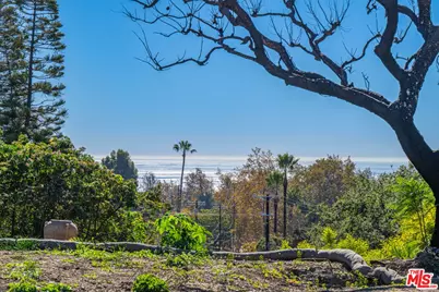 1039 Las Pulgas Rd, Pacific Palisades, CA 90272 - Photo 17