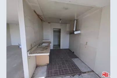 7300 Franklin Ave #652, Los Angeles, CA 90046 - Photo 11