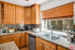 23234 Valerio St, West Hills, CA 91307 - Photo 17