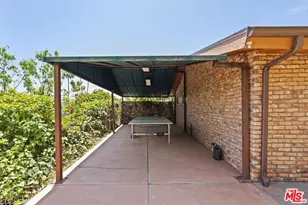 20315 Clark St, Woodland Hills, CA 91367 - Photo 13