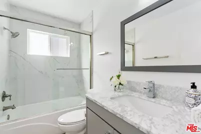 3806 Ocean Front Walk, Marina del Rey, CA 90292 - Photo 17