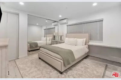 3806 Ocean Front Walk, Marina del Rey, CA 90292 - Photo 31