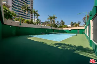 10490 Wilshire Blvd, Los Angeles, CA 90024 - Photo 47