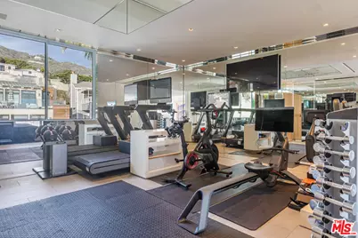 31636 Sea Level Dr, Malibu, CA 90265 - Photo 13