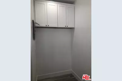 121 N New Hampshire Ave, Los Angeles, CA 90004 - Photo 15