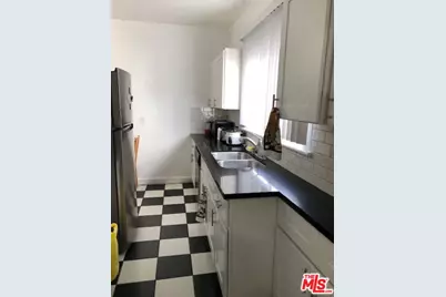 121 N New Hampshire Ave, Los Angeles, CA 90004 - Photo 9