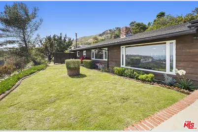 3217 Colony View Cir, Malibu, CA 90265 - Photo 19