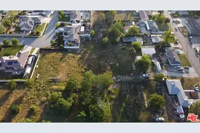 35425 Fir Ave, Yucaipa, CA 92399 - Photo 9