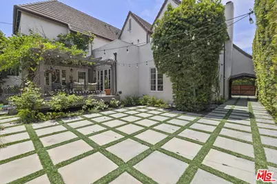 736 S Cloverdale Ave, Los Angeles, CA 90036 - Photo 39