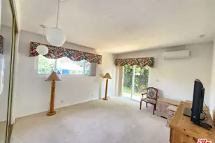 8130 Grimsby Ave, Los Angeles, CA 90045 - Photo 21