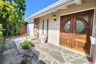 8130 Grimsby Ave, Los Angeles, CA 90045 - Photo 3