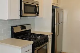 1940 S Beverly Glen Blvd, Los Angeles, CA 90025 - Photo 25