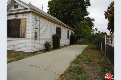 1563 E 108th St, Los Angeles, CA 90059 - Photo 21