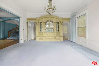 1685 S Victoria Ave, Los Angeles, CA 90019 - Photo 13