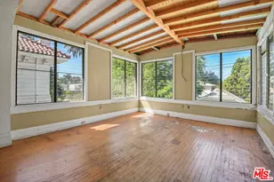 1685 S Victoria Ave, Los Angeles, CA 90019 - Photo 35