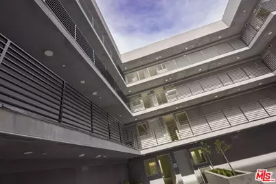 14629 Erwin St, Van Nuys, CA 91411 - Photo 25