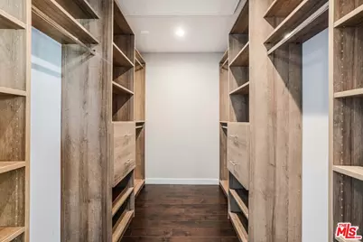 1729 S Barrington Ave #2, Los Angeles, CA 90025 - Photo 21