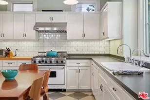813 Crestmoore Pl, Venice, CA 90291 - Photo 17