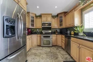 11731 Cimarron Ave, Hawthorne, CA 90250 - Photo 13