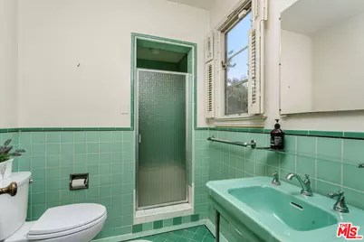 570 S Beverly Glen Blvd, Los Angeles, CA 90024 - Photo 31