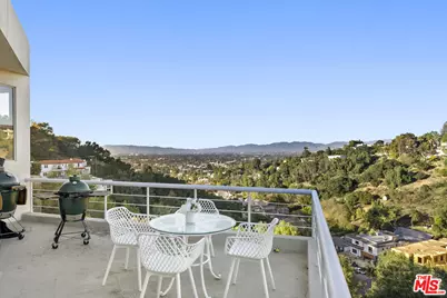 3670 Avenida Del Sol, Studio City, CA 91604 - Photo 17