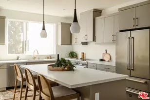 3855 N Riley Ln, Los Angeles, CA 90065 - Photo 1