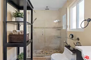 954 W 6th St, San Pedro, CA 90731 - Photo 31