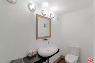 3006 Vista Crest Dr, Los Angeles, CA 90068 - Photo 25