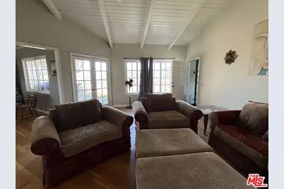 16015 Baker Canyon Rd, Santa Clarita, CA 91390 - Photo 9