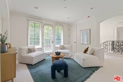 3697 Benedict Canyon Ln, Sherman Oaks, CA 91423 - Photo 21