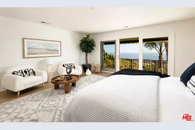 10890 US Highway 101, Goleta, CA 93117 - Photo 17