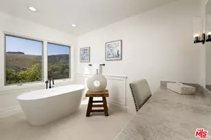 10890 US Hwy 101, Goleta, CA 93117 - Photo 19