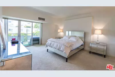 1155 N La Cienega Blvd #509, West Hollywood, CA 90069 - Photo 13