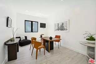 137 N Doheny Dr, West Hollywood, CA 90048 - Photo 21