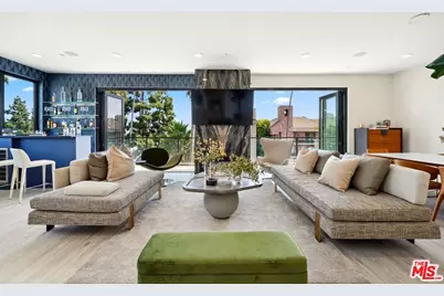 137 N Doheny Dr, West Hollywood, CA 90048 - Photo 5
