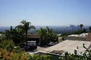 1461 Laurel Way, Beverly Hills, CA 90210 - Photo 9